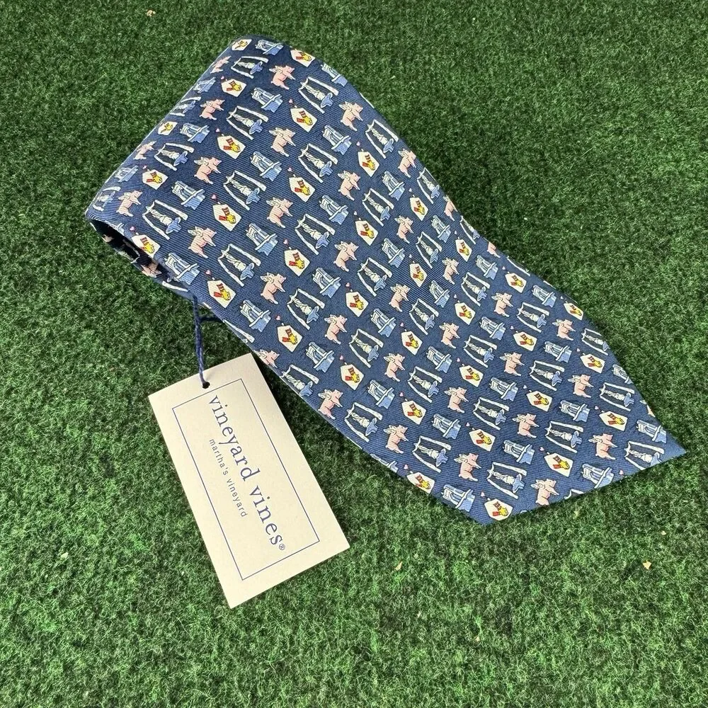 Vineyard Vines Martha's Vineyard Ronald McDonald House Cincinnati Silk Tie New